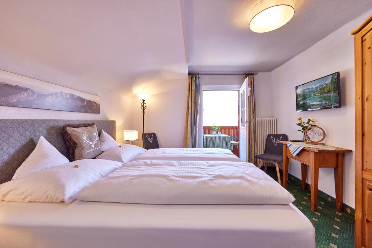 Gaestehaus Angela Garmisch-Partenkirchen Ngoại thất bức ảnh