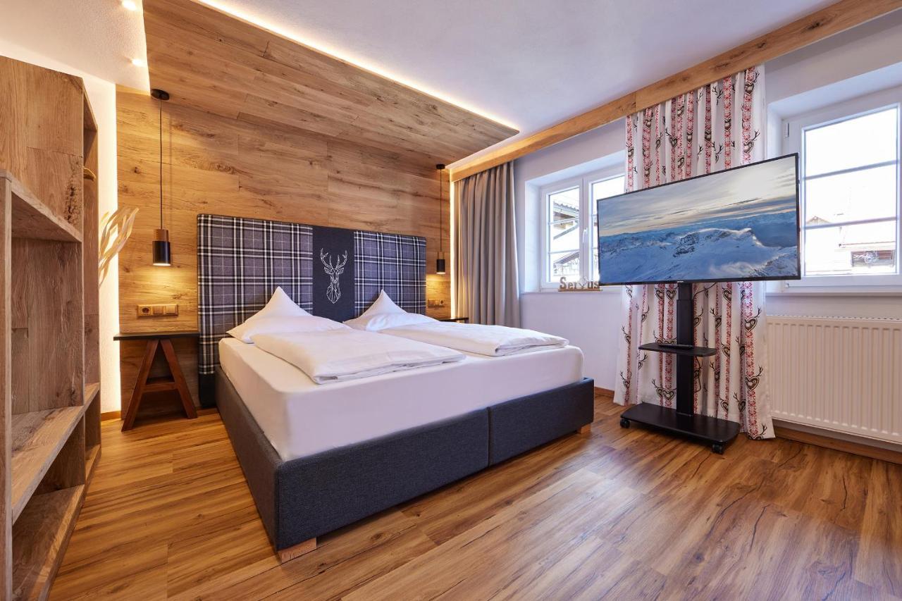 Gaestehaus Angela Garmisch-Partenkirchen Ngoại thất bức ảnh